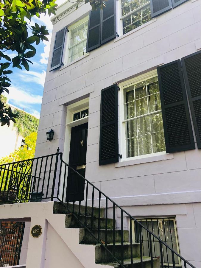 Savannah Sojourn - Time Travelers Retreat 1853 外观 照片